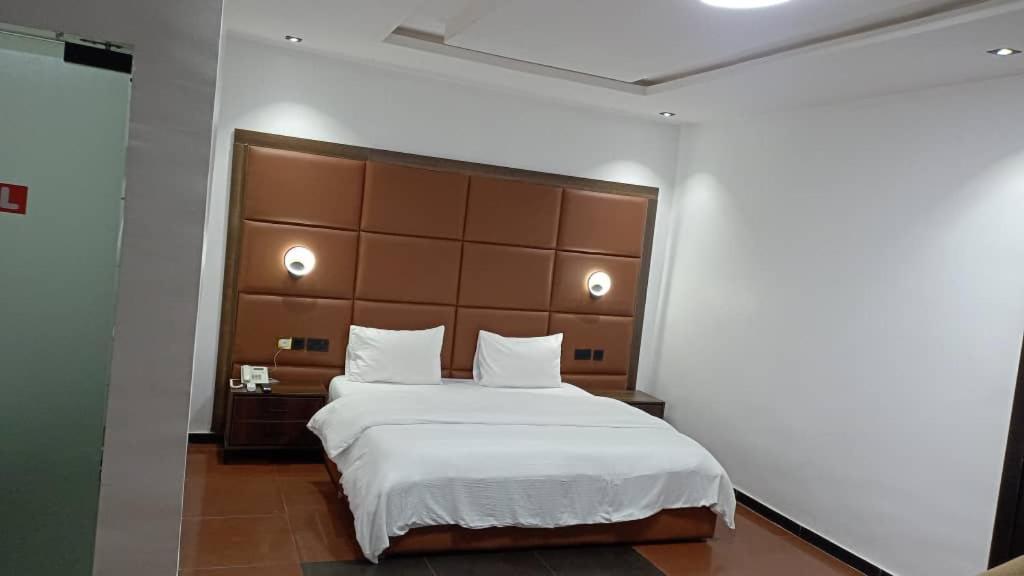 Hotel 35 Embassy Lagos Exteriér fotografie